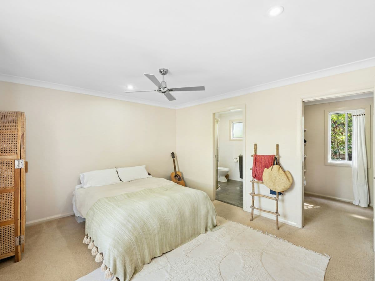 2/129 Pacific Drive, PORT MACQUARIE, Port Macquarie - Thumbnail 6