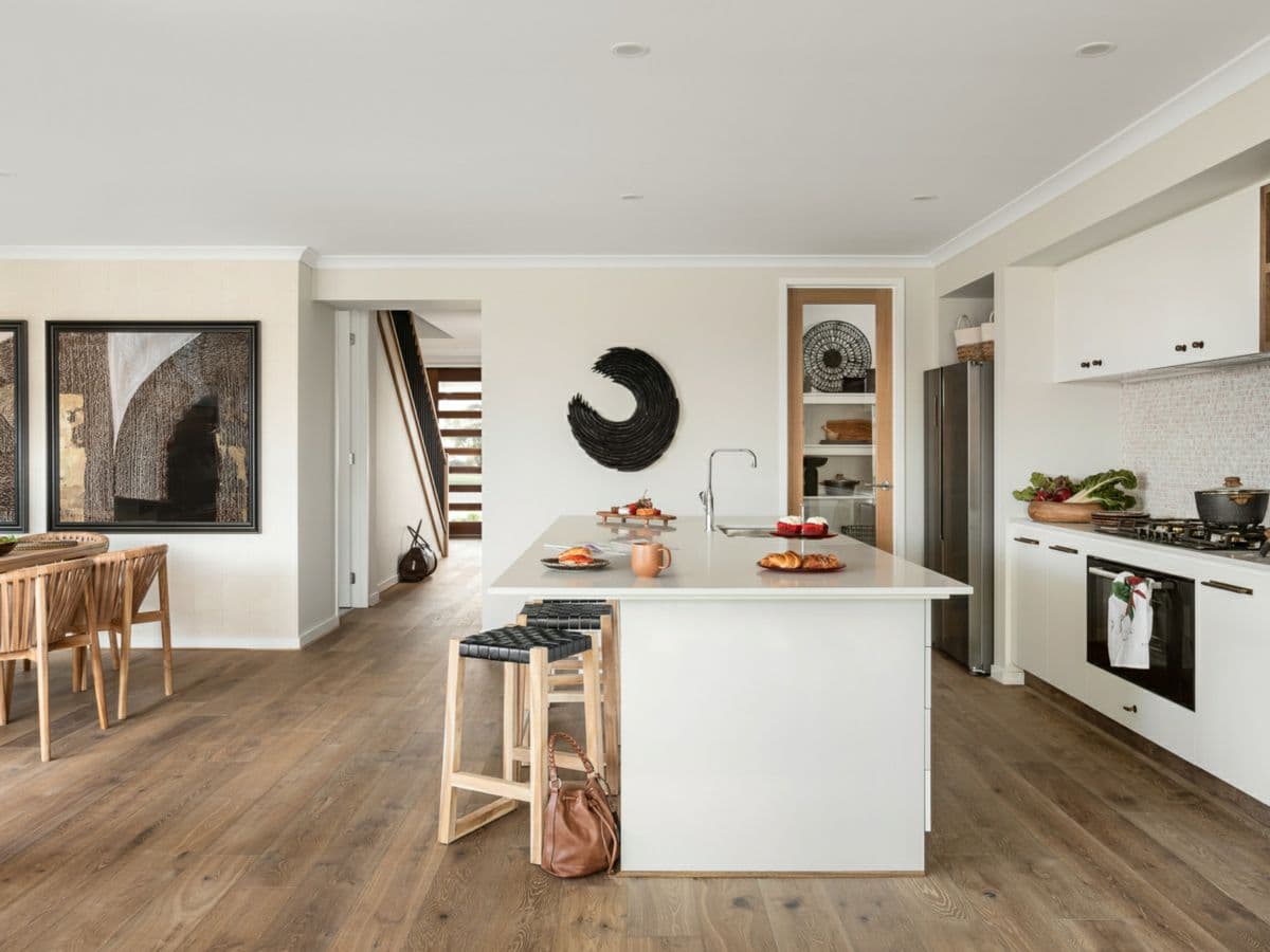 4 Coridale Boulevard, LARA, Lara - Thumbnail 4