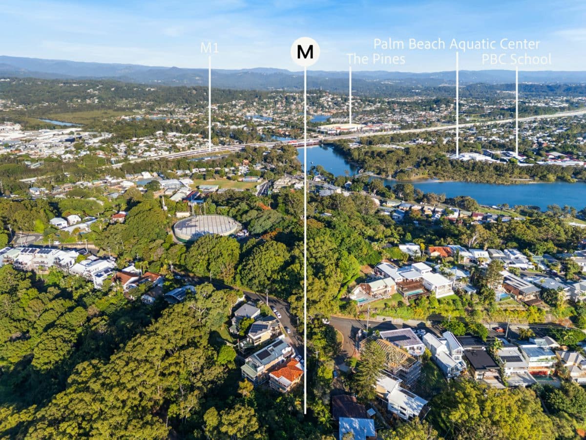 89 Crest Drive, CURRUMBIN, Currumbin - Thumbnail 3