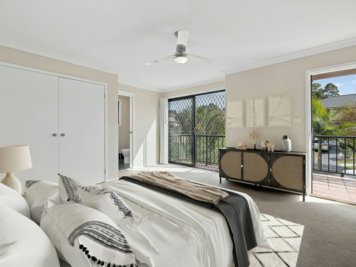 6 Lakeside Street, CURRANS HILL, Currans Hill - Thumbnail 2