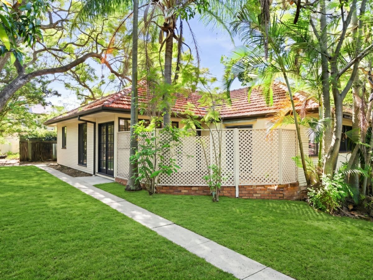 12 Wanda Road, UPPER MOUNT GRAVATT, Upper Mount Gravatt - Thumbnail 3
