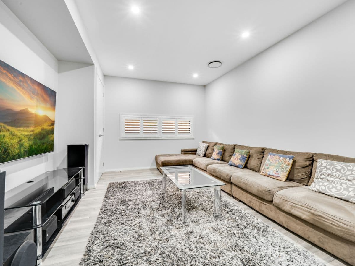 23 Lantern Street (Gables), BOX HILL, Box Hill - Thumbnail 3
