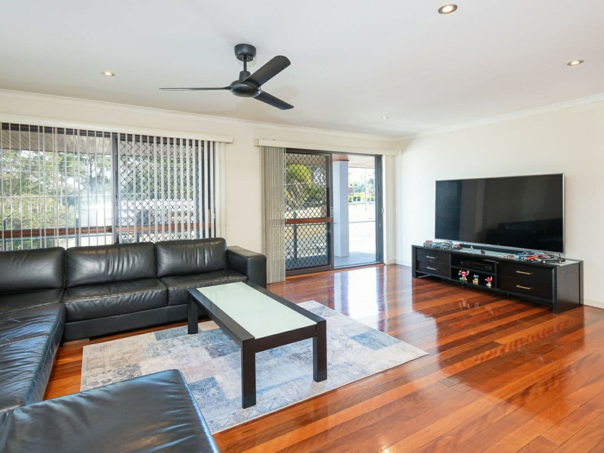 27 Sturt Street, MOLENDINAR, Molendinar - Thumbnail 3