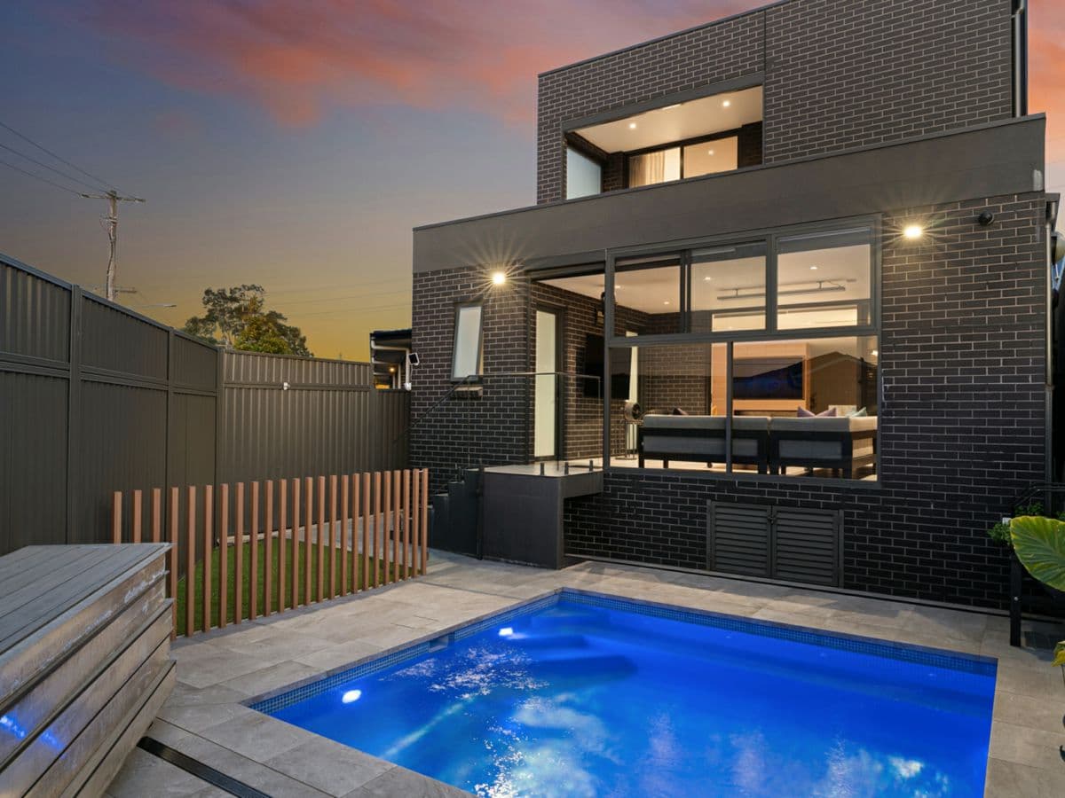 3 Lorraine Avenue, BARDWELL VALLEY, Bardwell Valley - Thumbnail 2