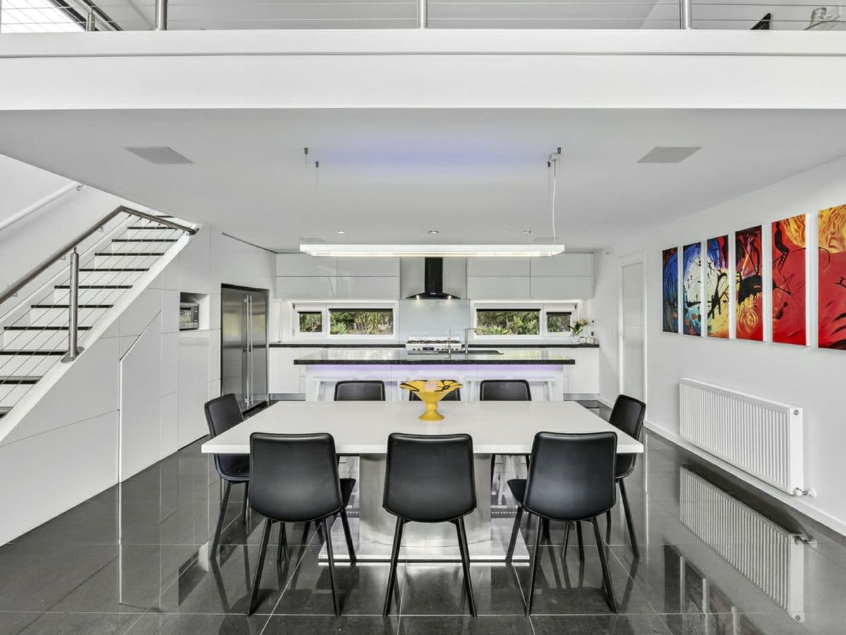 4 Bottlebrush Court, TORQUAY, Torquay - Thumbnail 3