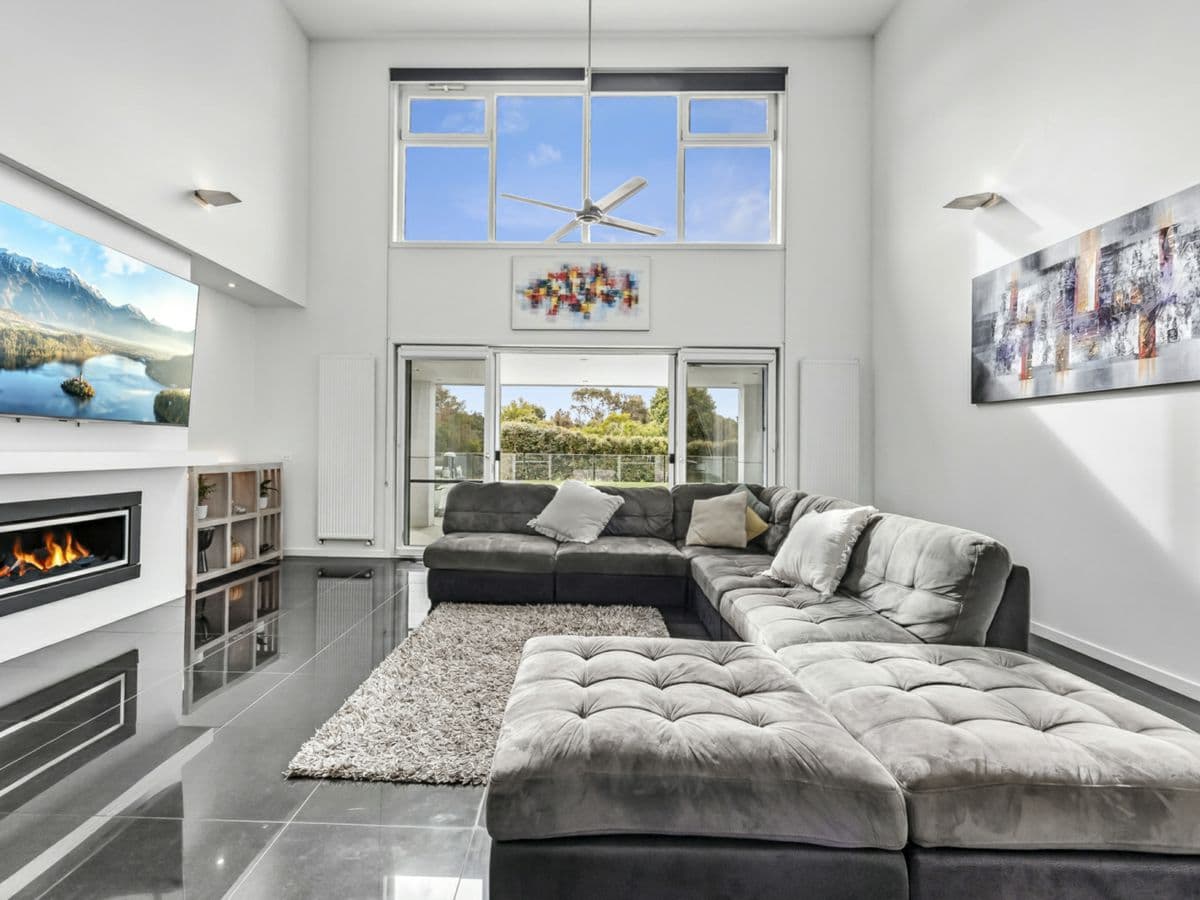 4 Bottlebrush Court, TORQUAY, Torquay - Thumbnail 4