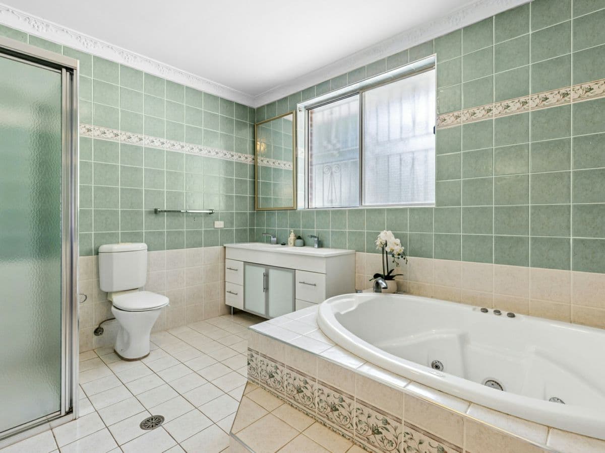 30 Waratah Street, KYLE BAY, Kyle Bay - Thumbnail 7