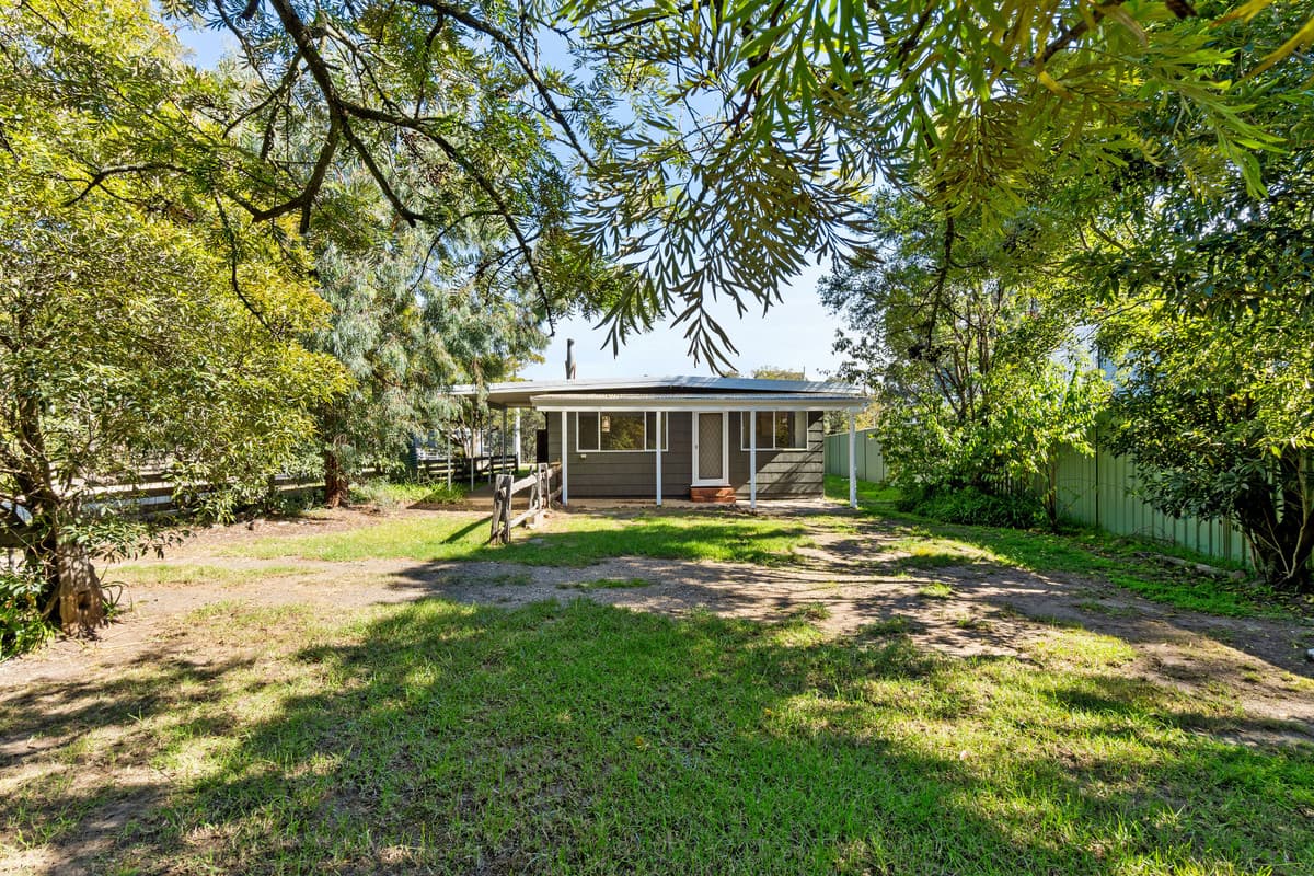 16 Narrobuk Street, Coongulla, Coongulla - Image 1