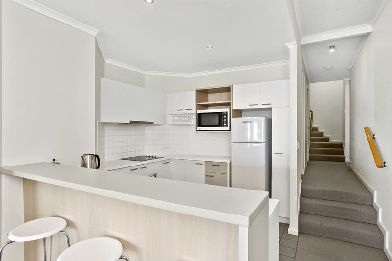 B311/148-174 Mountjoy Parade, Lorne, VIC, Lorne - Thumbnail 3