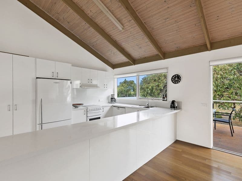 98 Harvey Street, Anglesea, VIC, Anglesea - Thumbnail 5