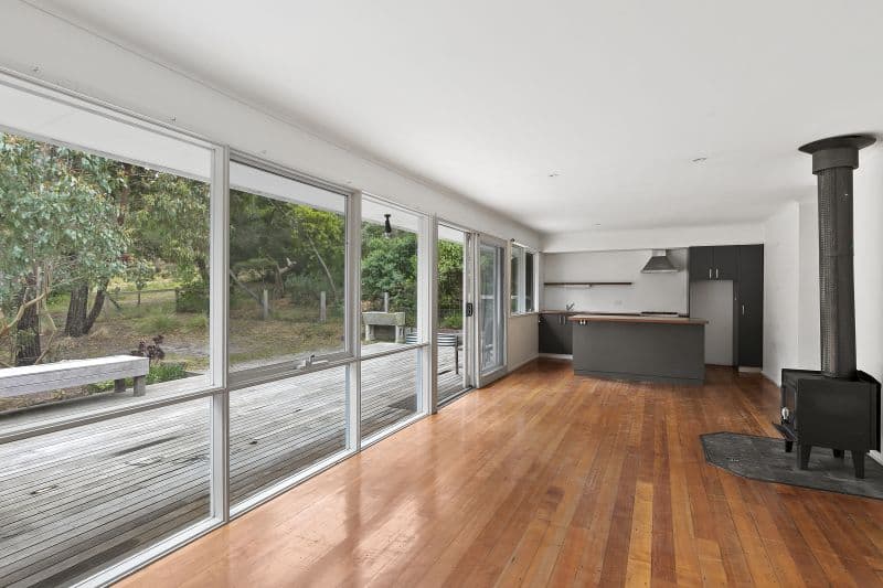 15 Wybellenna Drive, Fairhaven, VIC, Fairhaven - Thumbnail 2