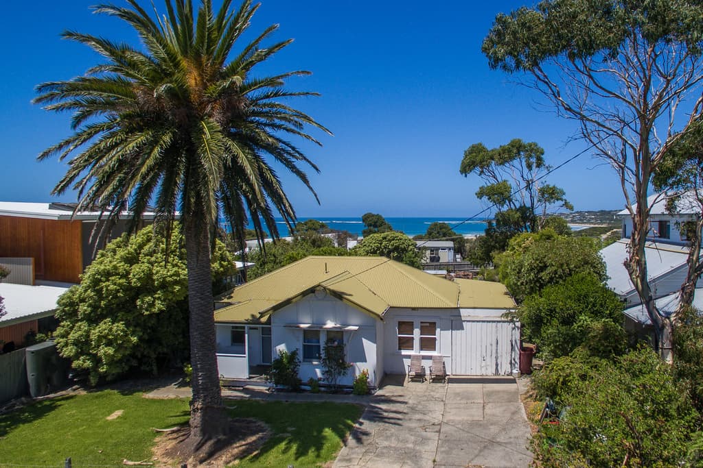 1123sqm on the Brow of the Best Street, Apollo Bay - Thumbnail 5