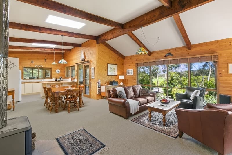 8 Panorama Drive, Aireys Inlet, VIC, Aireys Inlet - Thumbnail 2