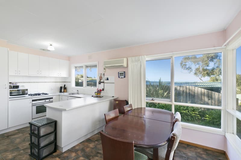 10 Waverley Avenue, Lorne, VIC, Lorne - Thumbnail 2