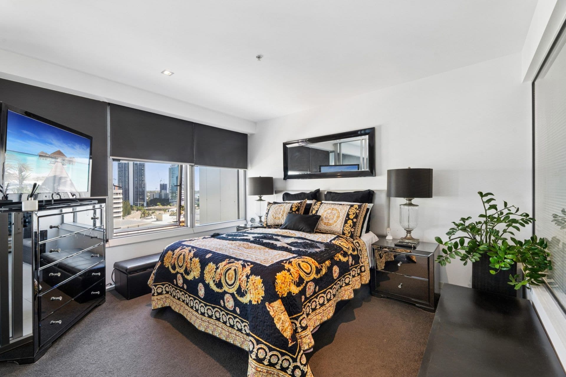 1010/9 Hamilton Avenue, Surfers Paradise - Thumbnail 8