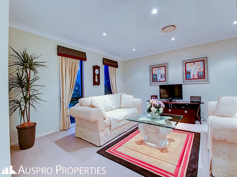 12 Juniper Cct, Stretton - Thumbnail 4