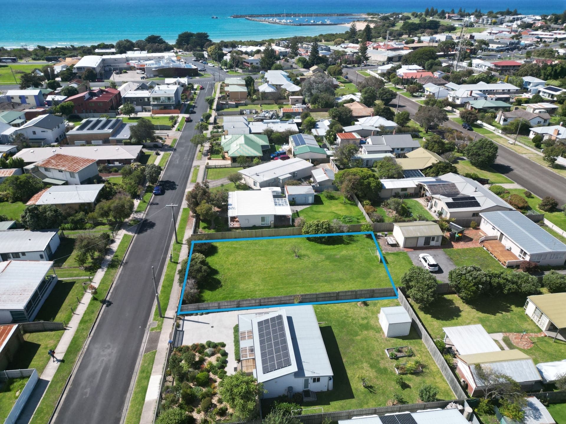 13 Whelan Street, Apollo Bay - Thumbnail 2