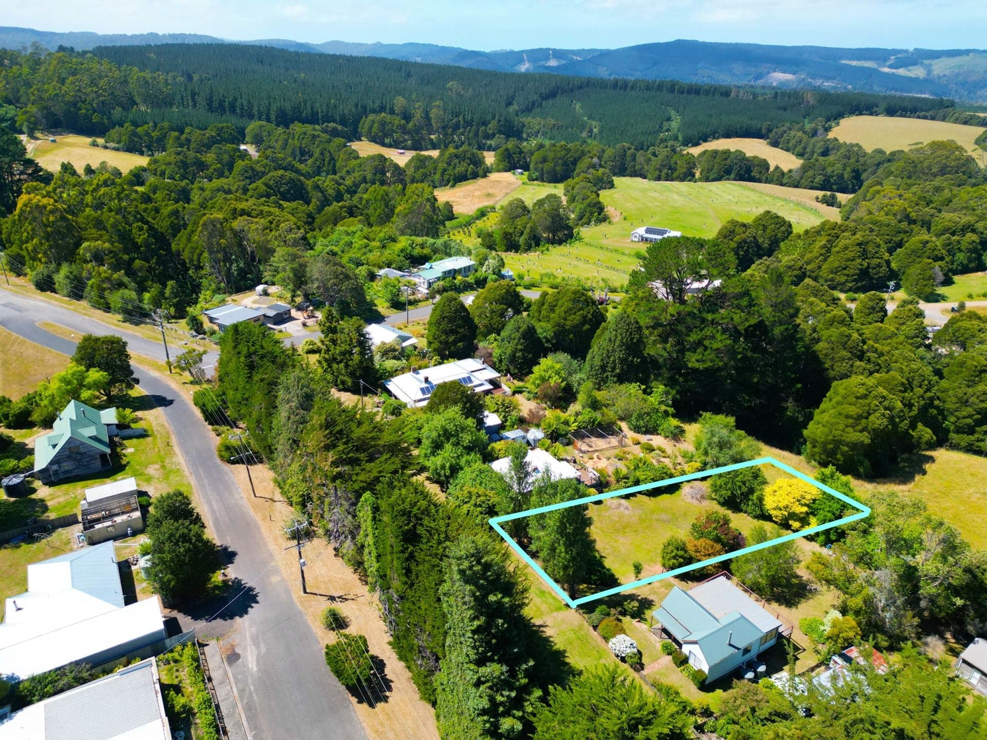 40 Old Main Road, Beech Forest - Thumbnail 2