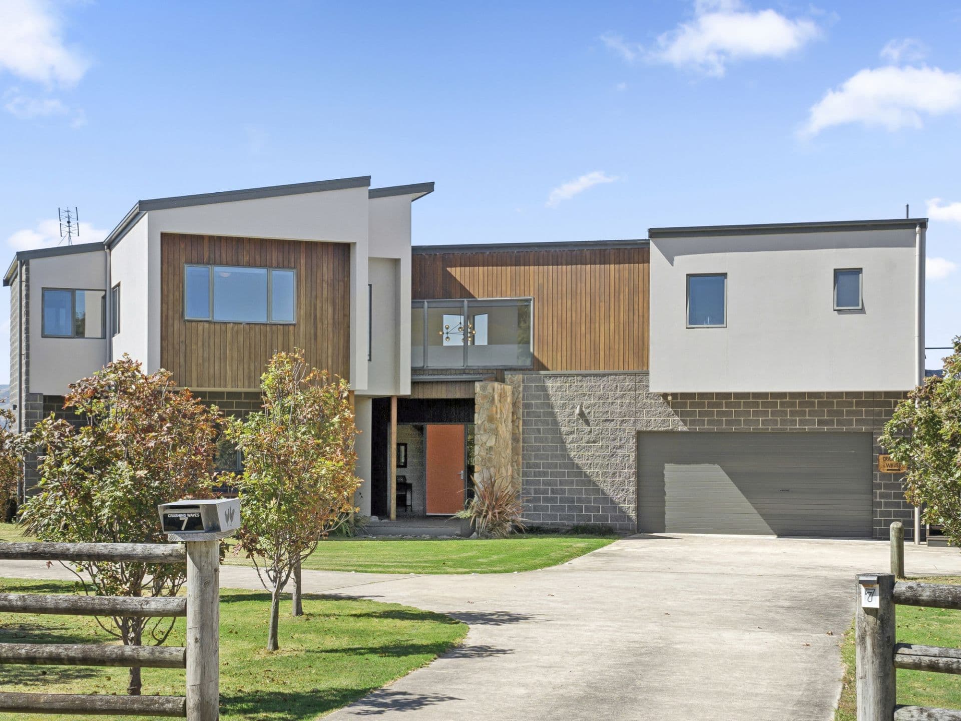 7 Costerman Terrace, Marengo - Thumbnail 3