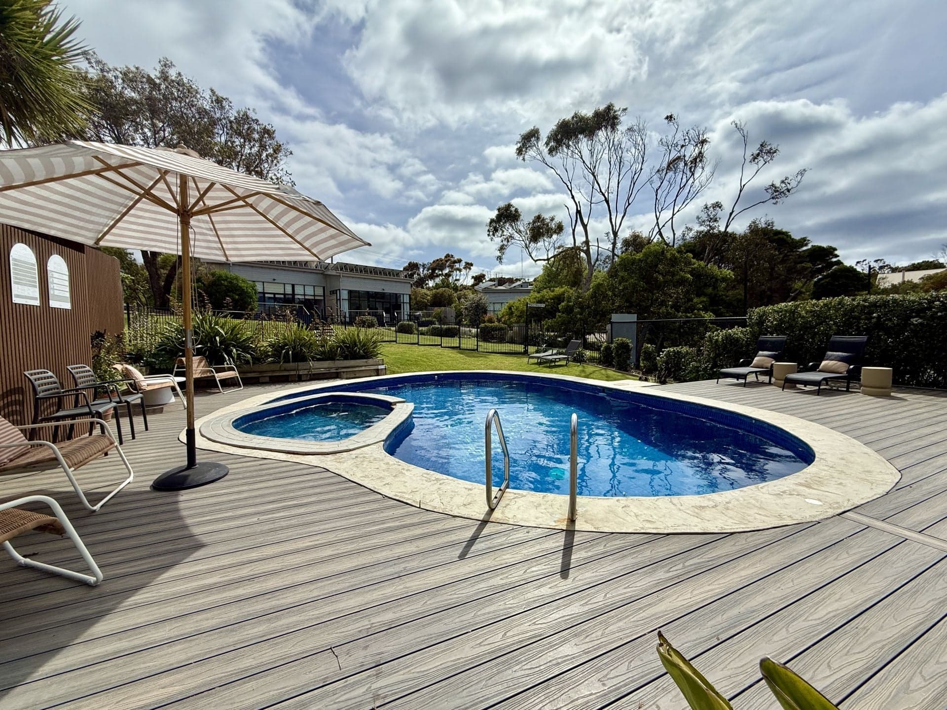 7/2-4 Barton Court, Aireys Inlet - Image 1