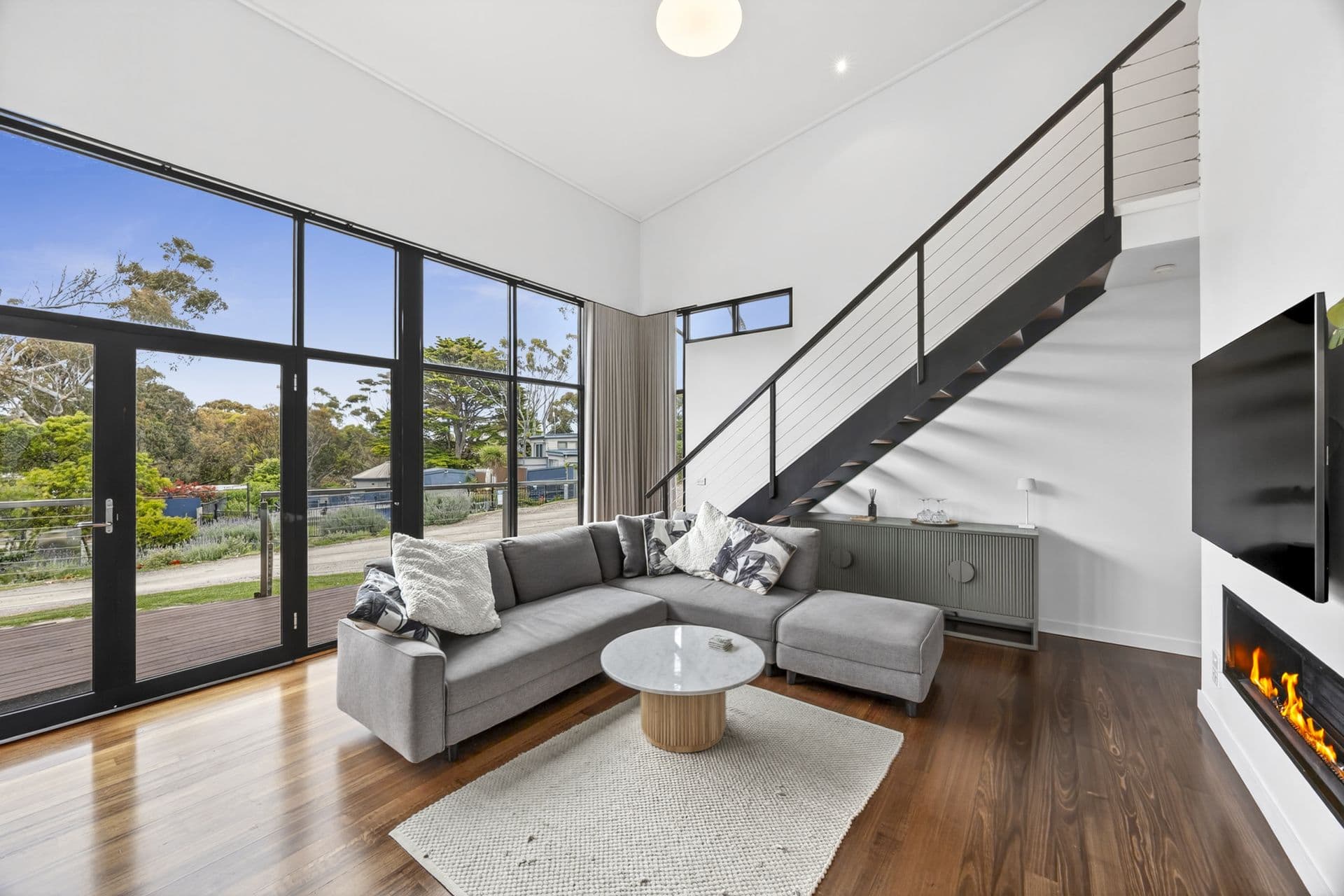 7/2-4 Barton Court, Aireys Inlet - Thumbnail 3
