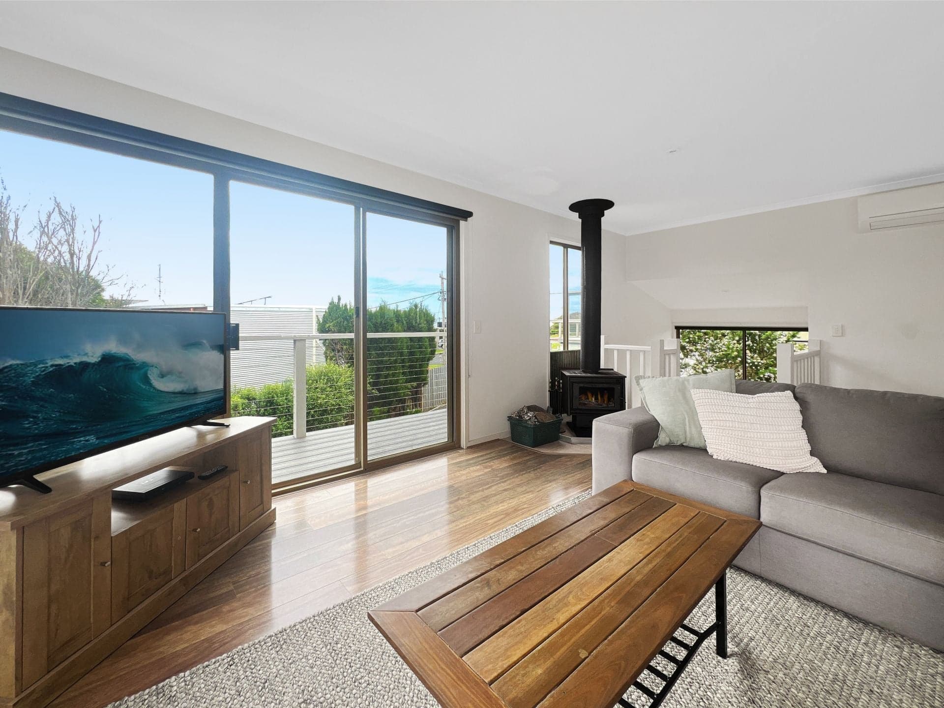 2/9 Great Ocean Road, Marengo - Thumbnail 4