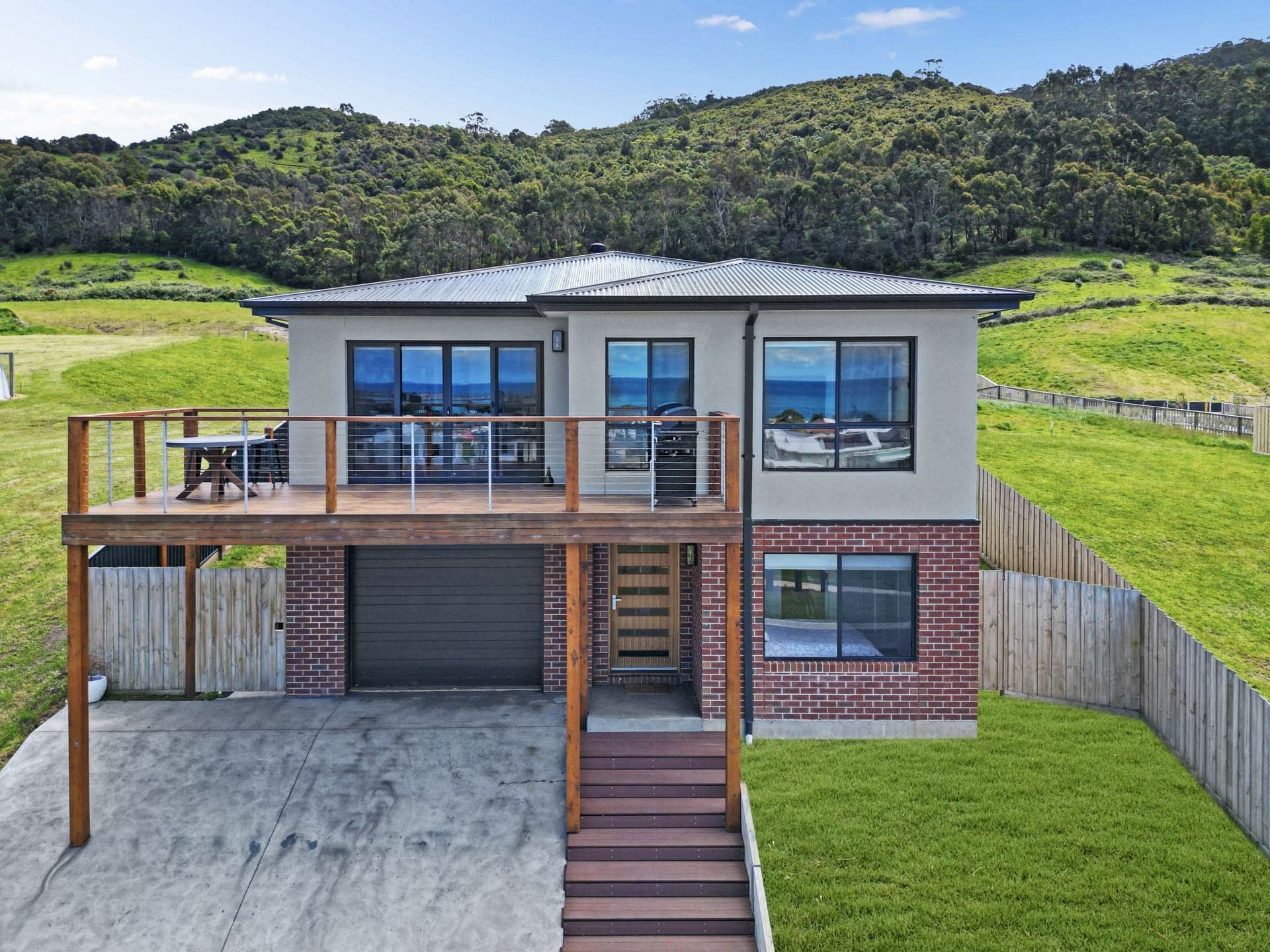 13 Beach View Court, Apollo Bay - Thumbnail 2