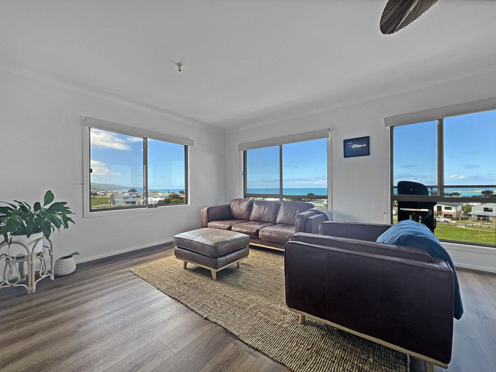 13 Beach View Court, Apollo Bay - Thumbnail 4