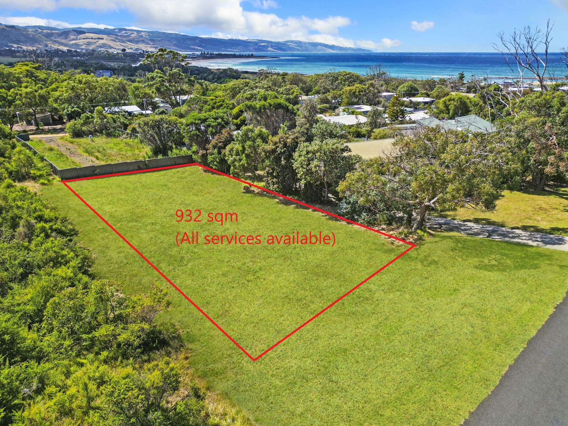 18 Ferrier Drive, Marengo - Thumbnail 2