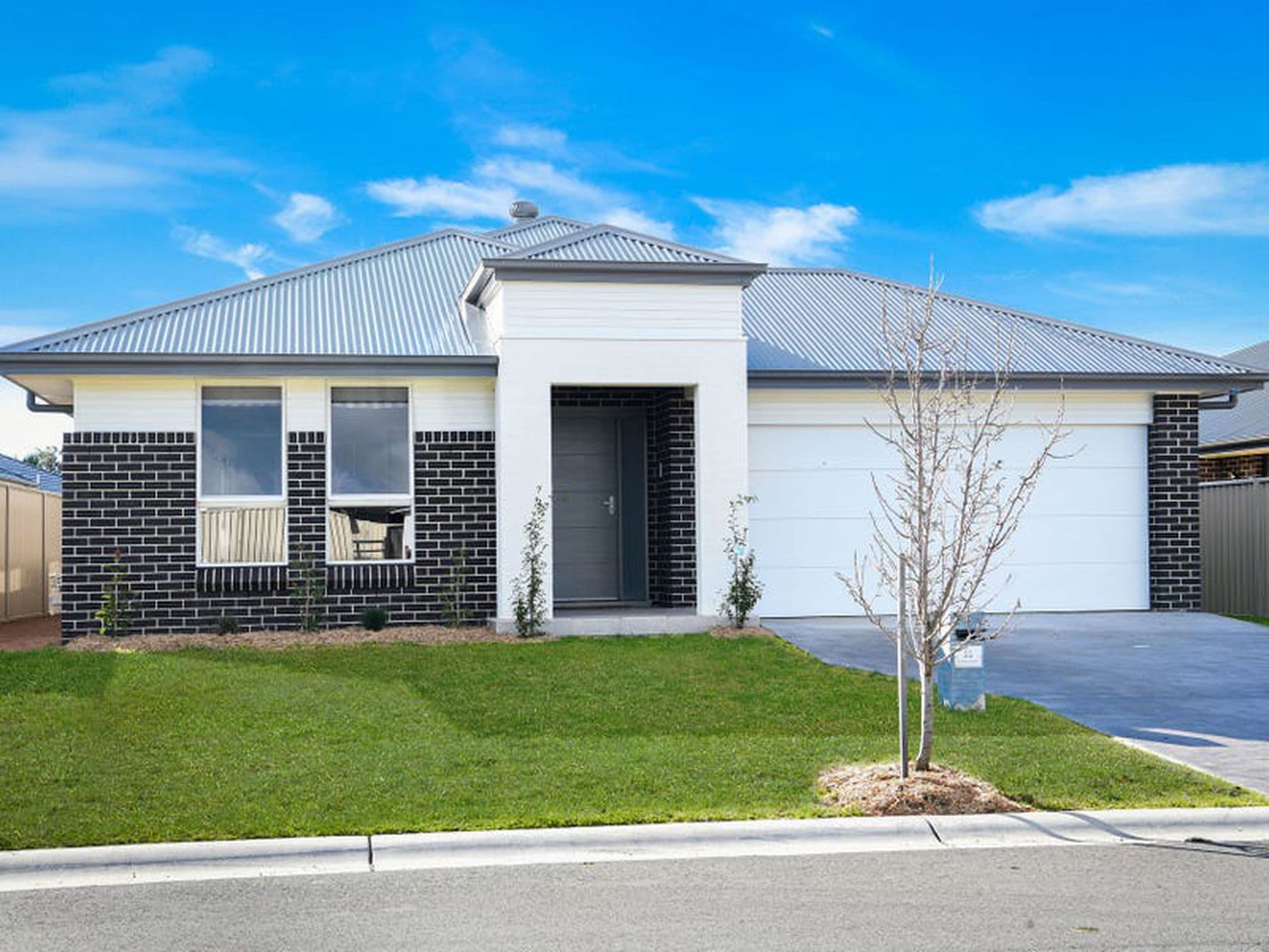 11 Henrietta Street, Braemar, Braemar - Image 1