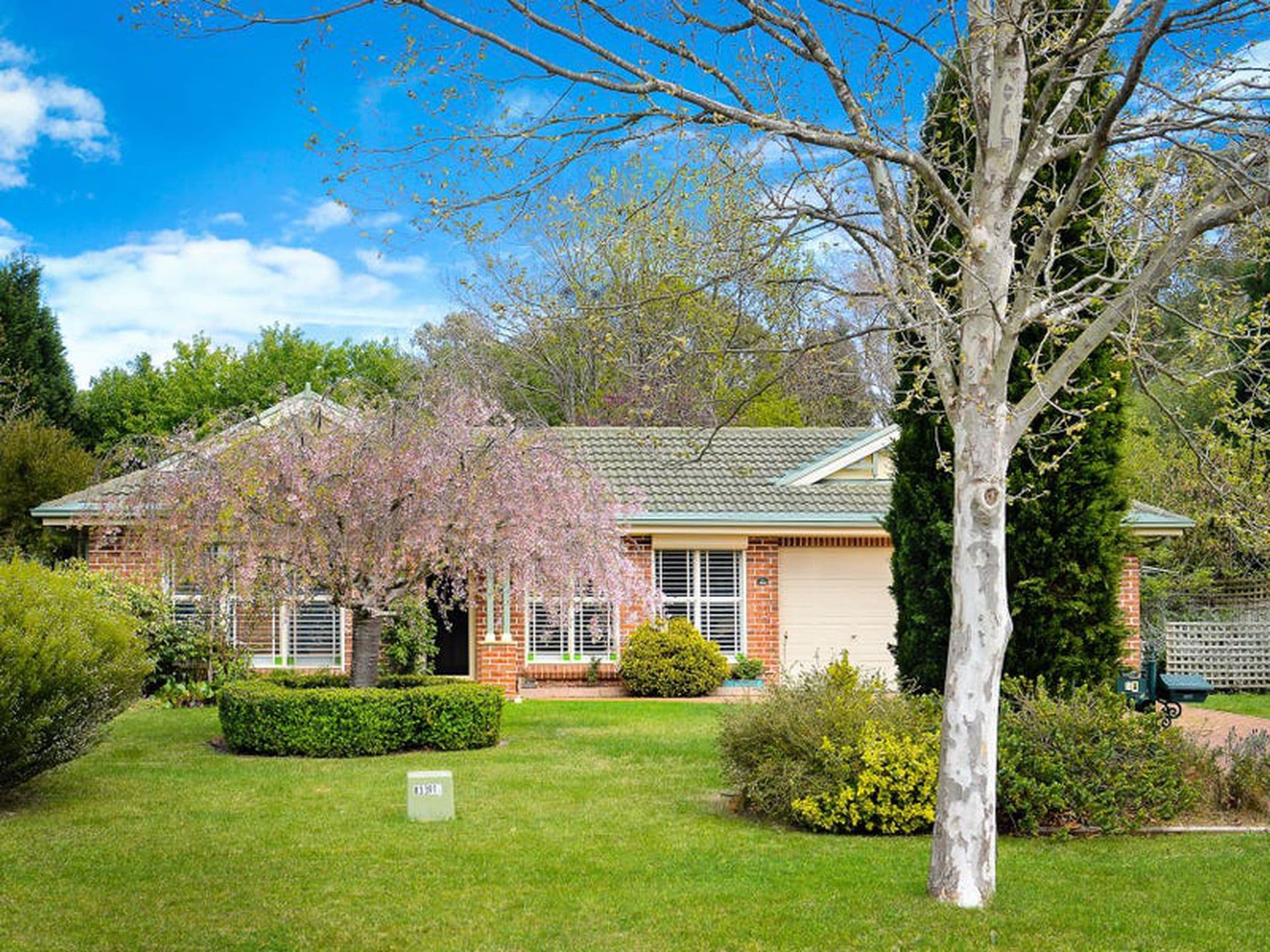8A Cypress Parade, Bowral, Bowral - Image 1