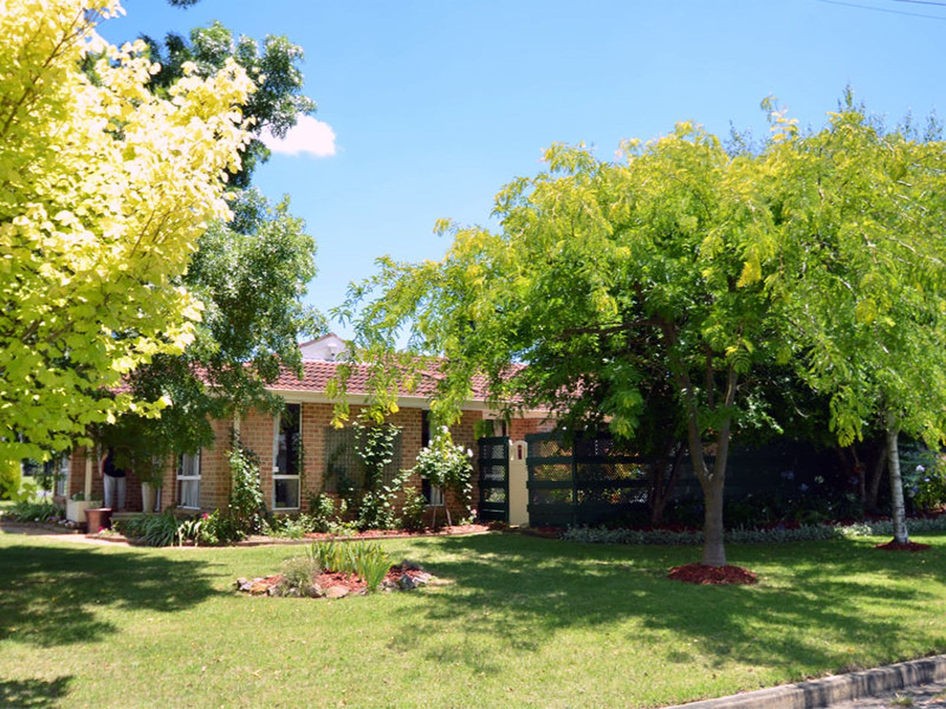 1 Farmborough Close, Bowral, Bowral - Image 1