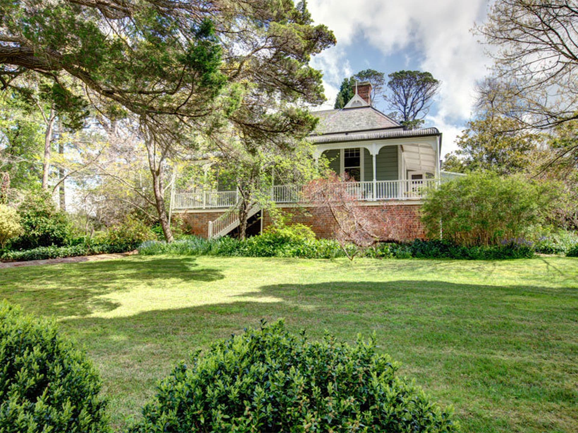 21 Mount Road, Bowral, Bowral - Thumbnail 2
