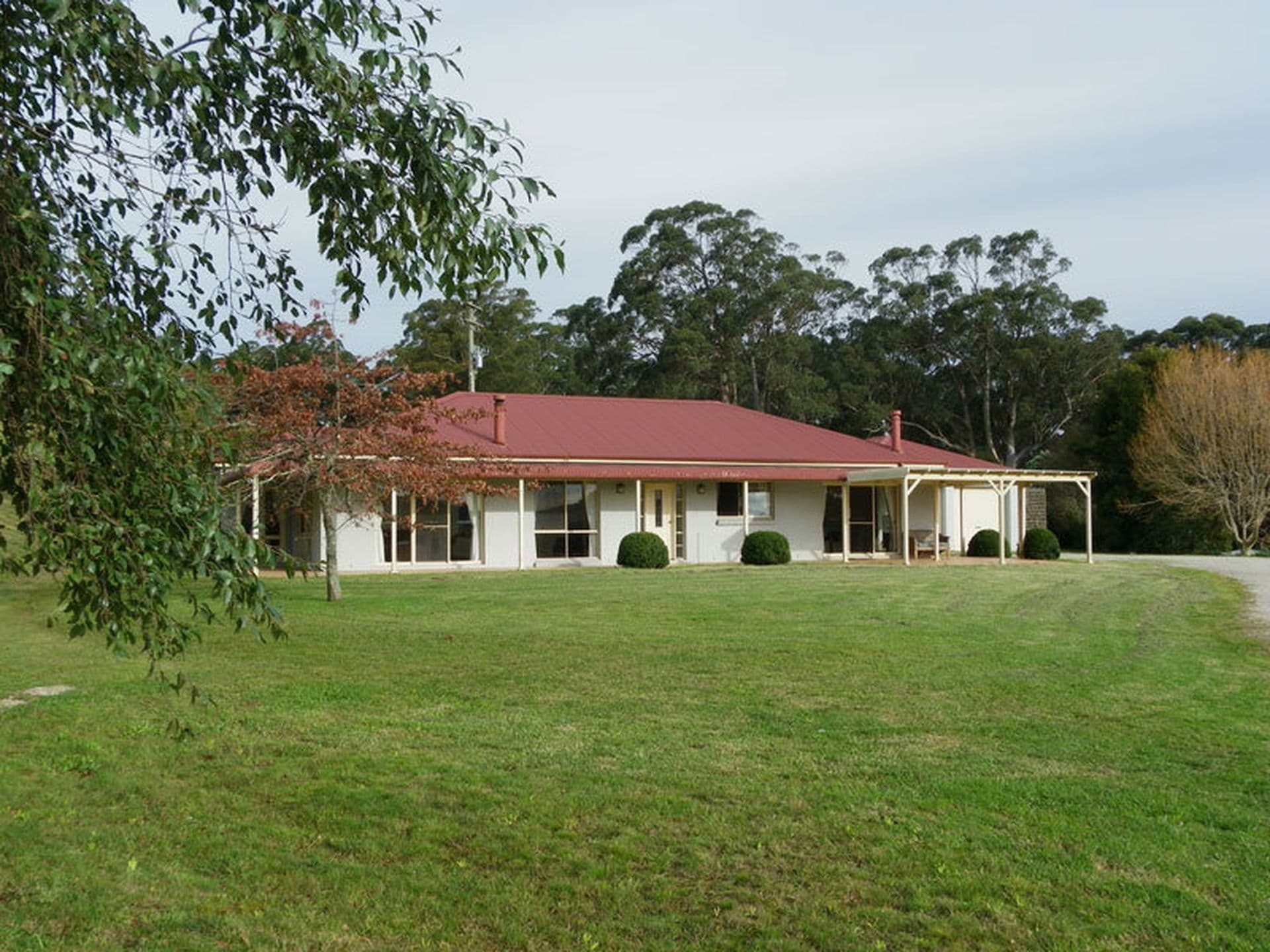 Robertson, Robertson - Thumbnail 2