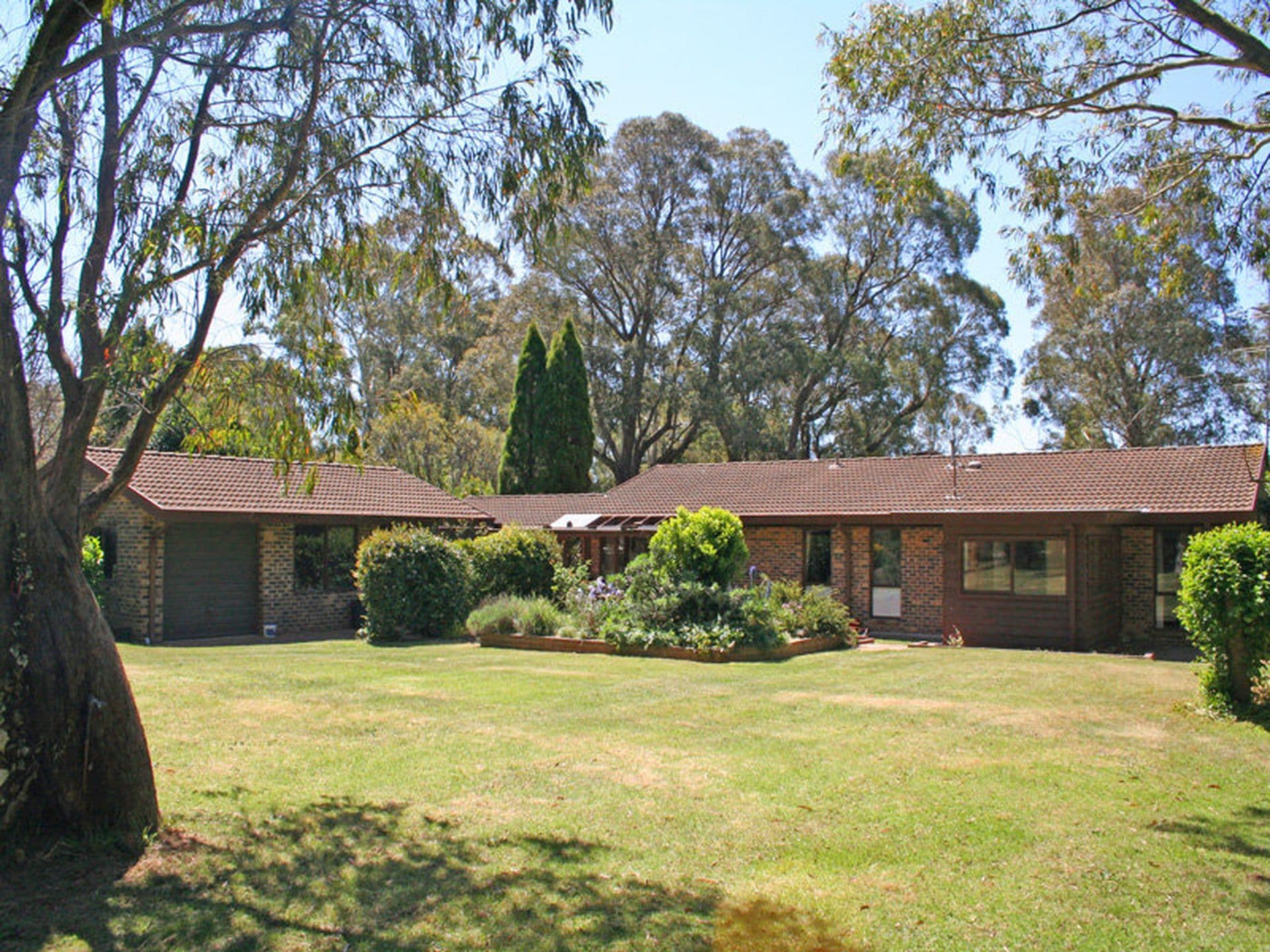 Burradoo, Burradoo - Image 1