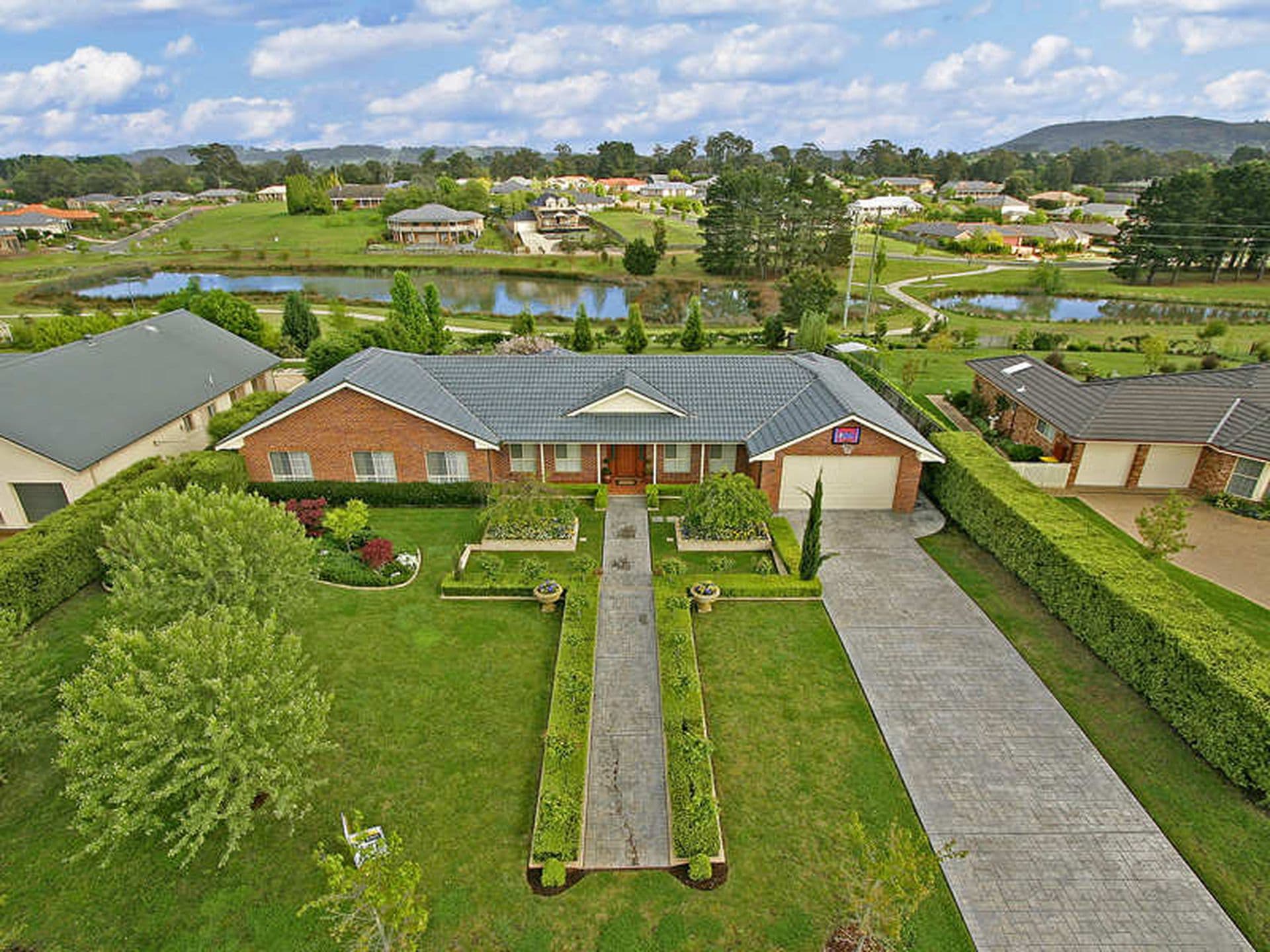 Bowral, Bowral - Image 1