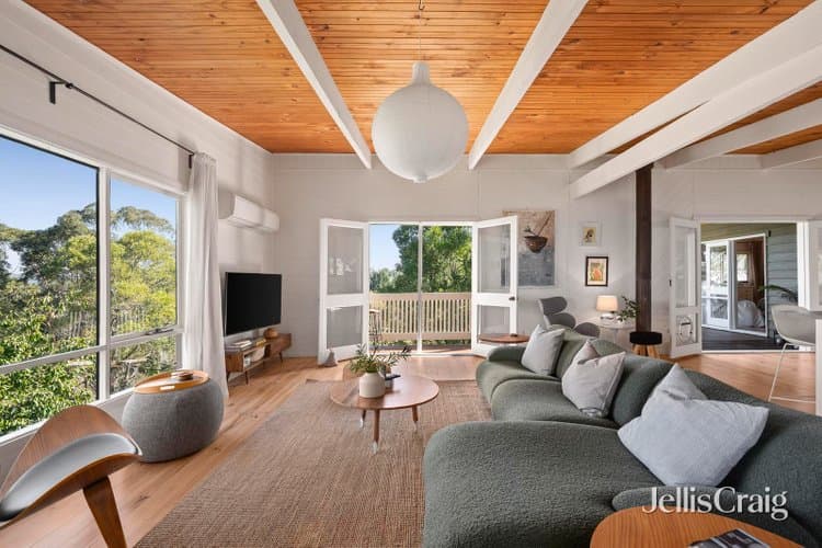 10 Juliet Crescent, Healesville, Healesville - Image 1