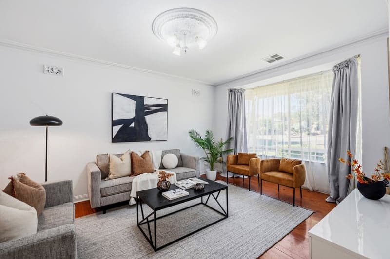 6 Gregory Avenue, Campbelltown - Thumbnail 2