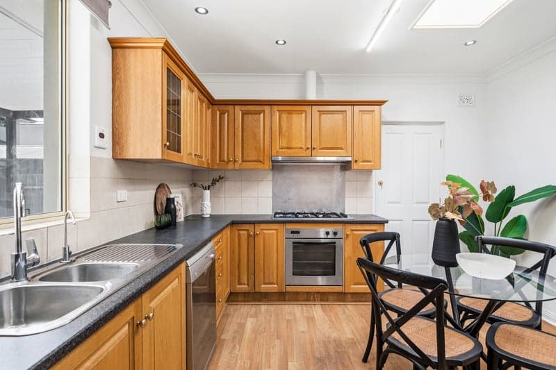 6 Gregory Avenue, Campbelltown - Thumbnail 6