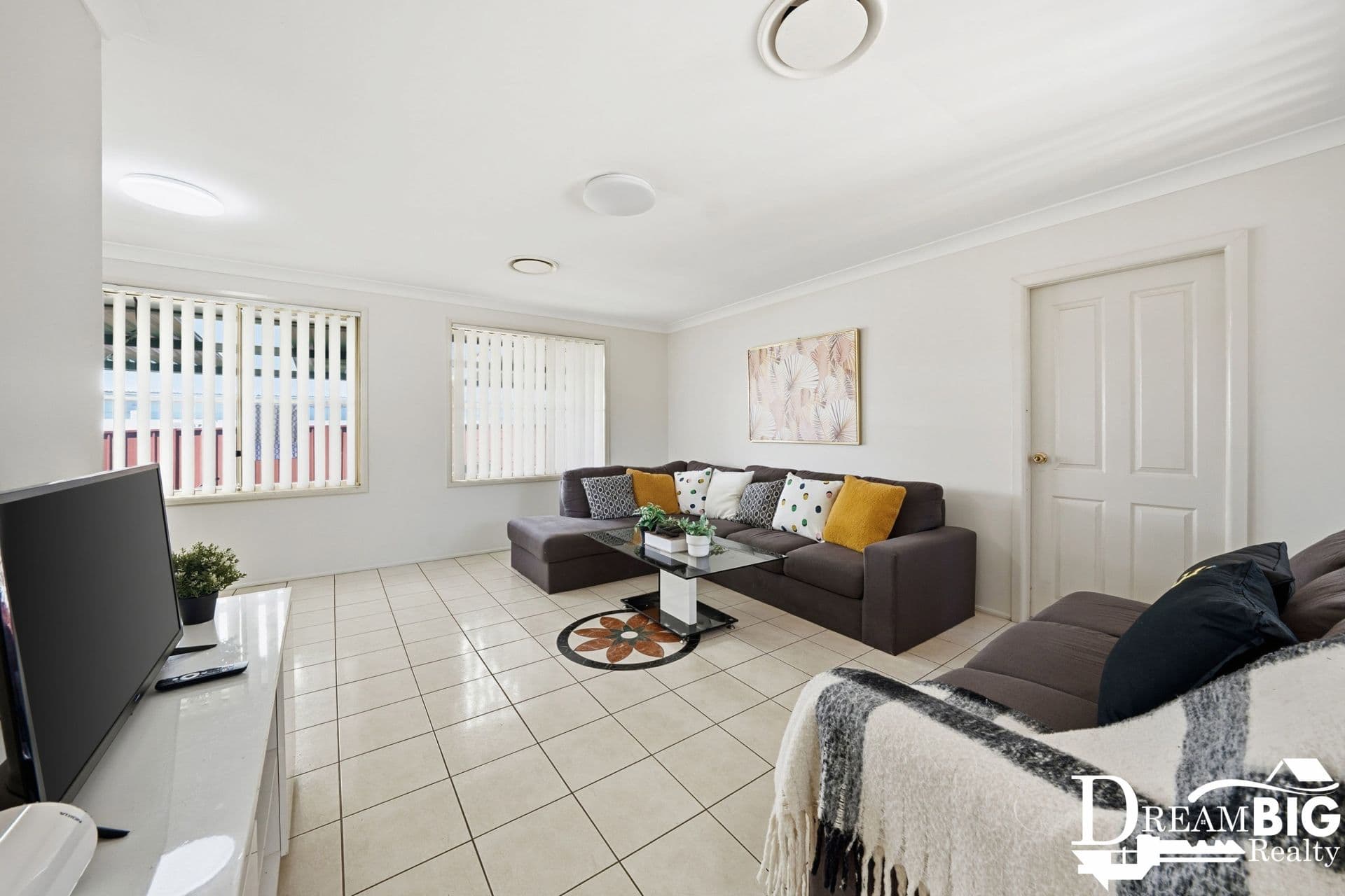 8 Tony Place, Glendenning, Glendenning - Thumbnail 4