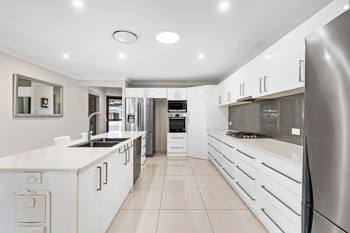 27 Janelle Court, Wellington Point - Thumbnail 3
