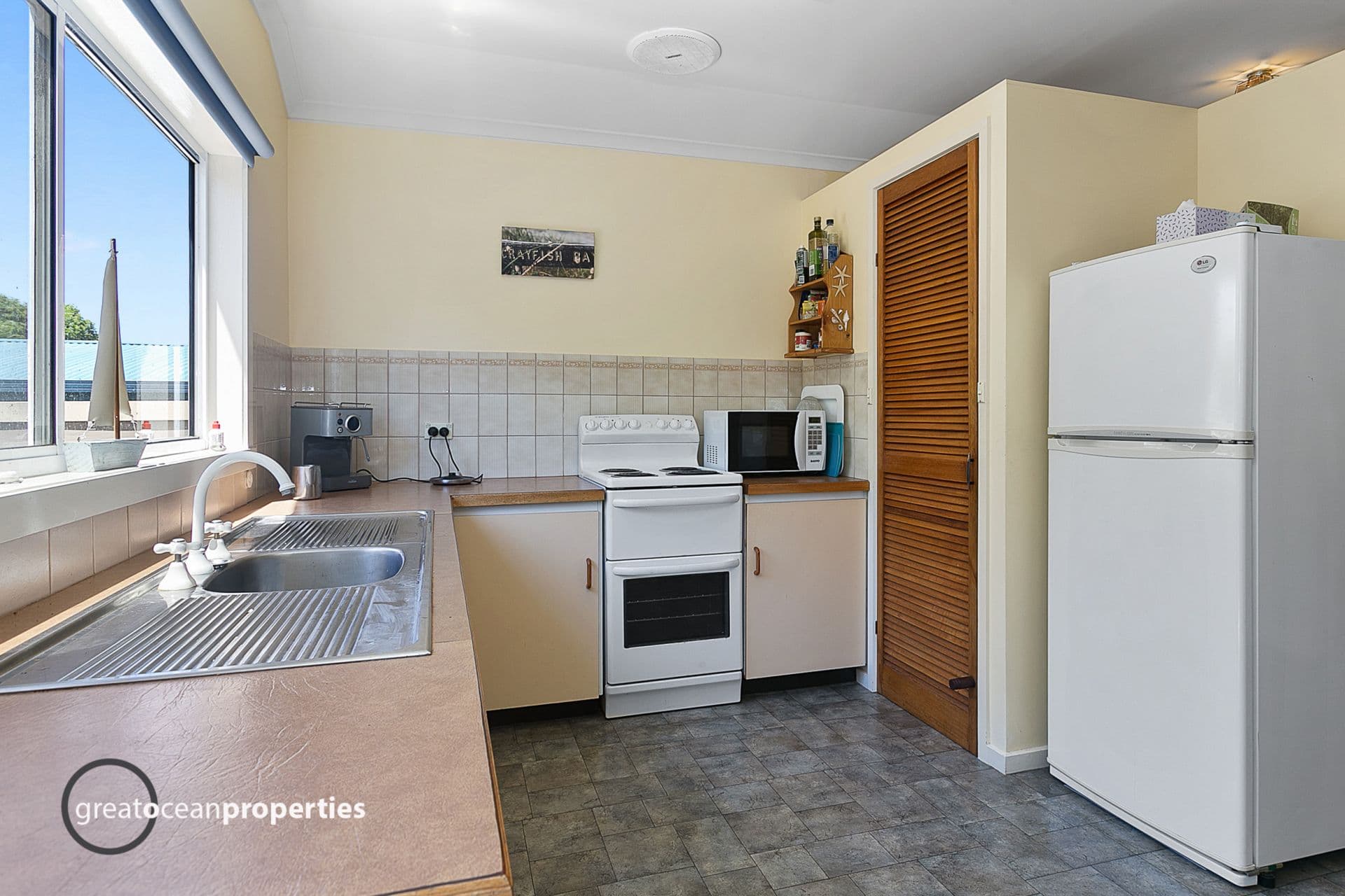 6 Ferrier Drive, Marengo - Thumbnail 7