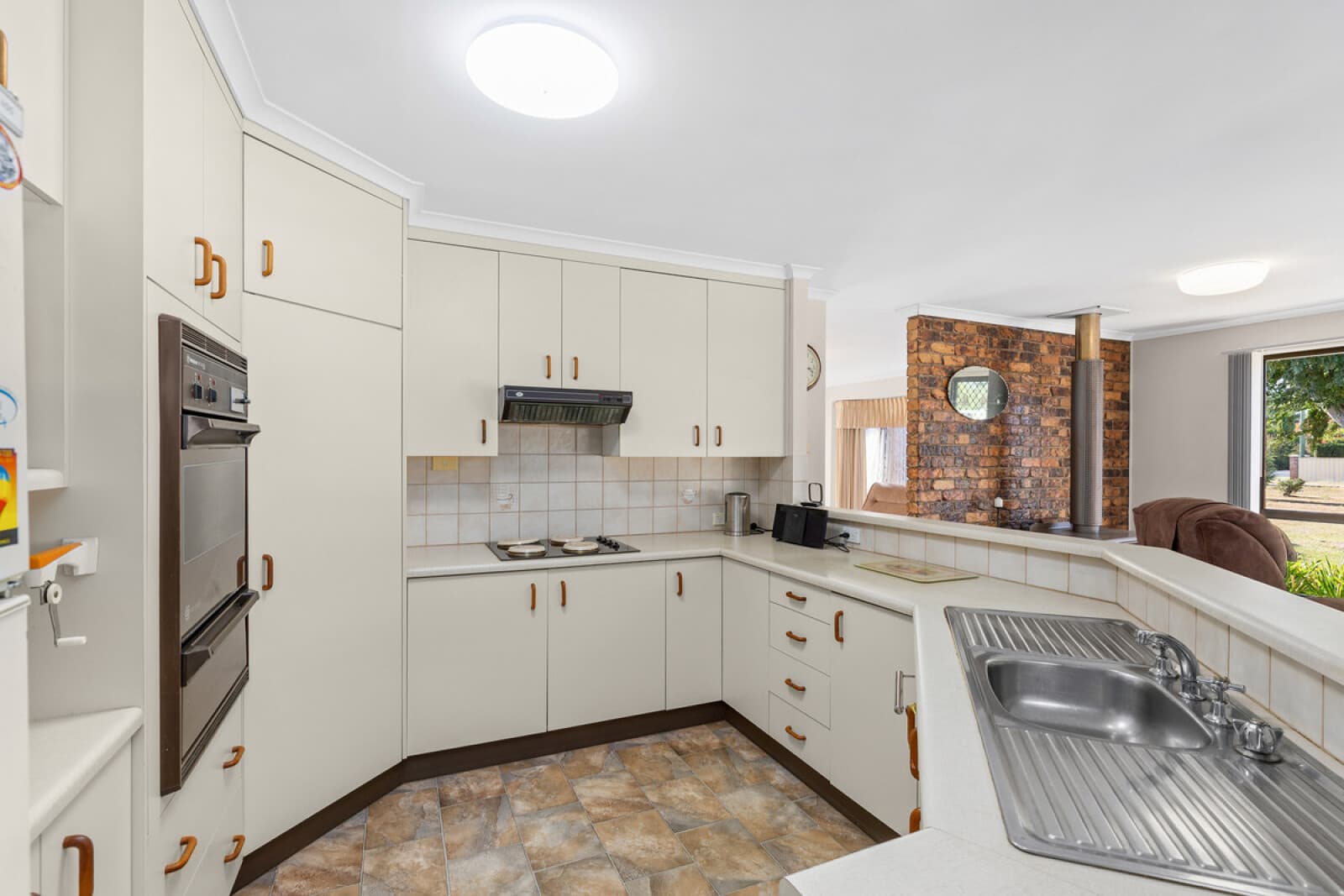 13 Gordon Street Allora QLD 4362, Allora - Thumbnail 6