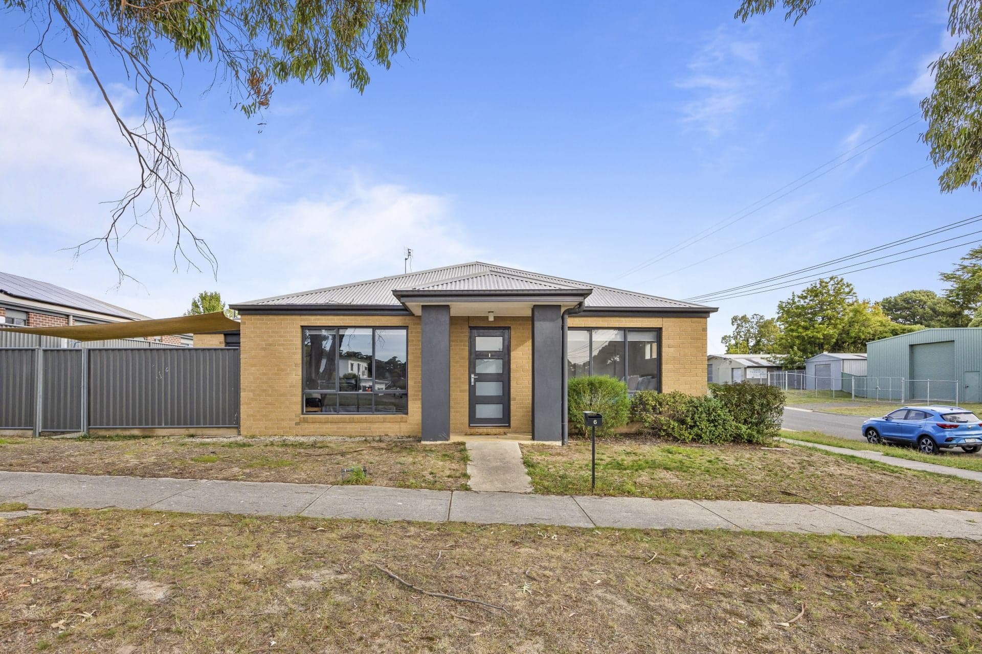 6 Bennett Street, Canadian VIC, Canadian - Thumbnail 2