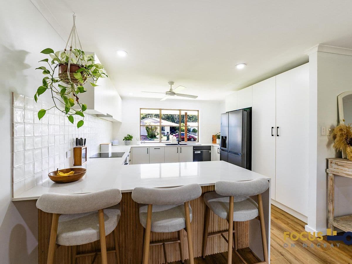7 Joyce Crt, Mcewens Beach, Mcewens Beach - Thumbnail 5