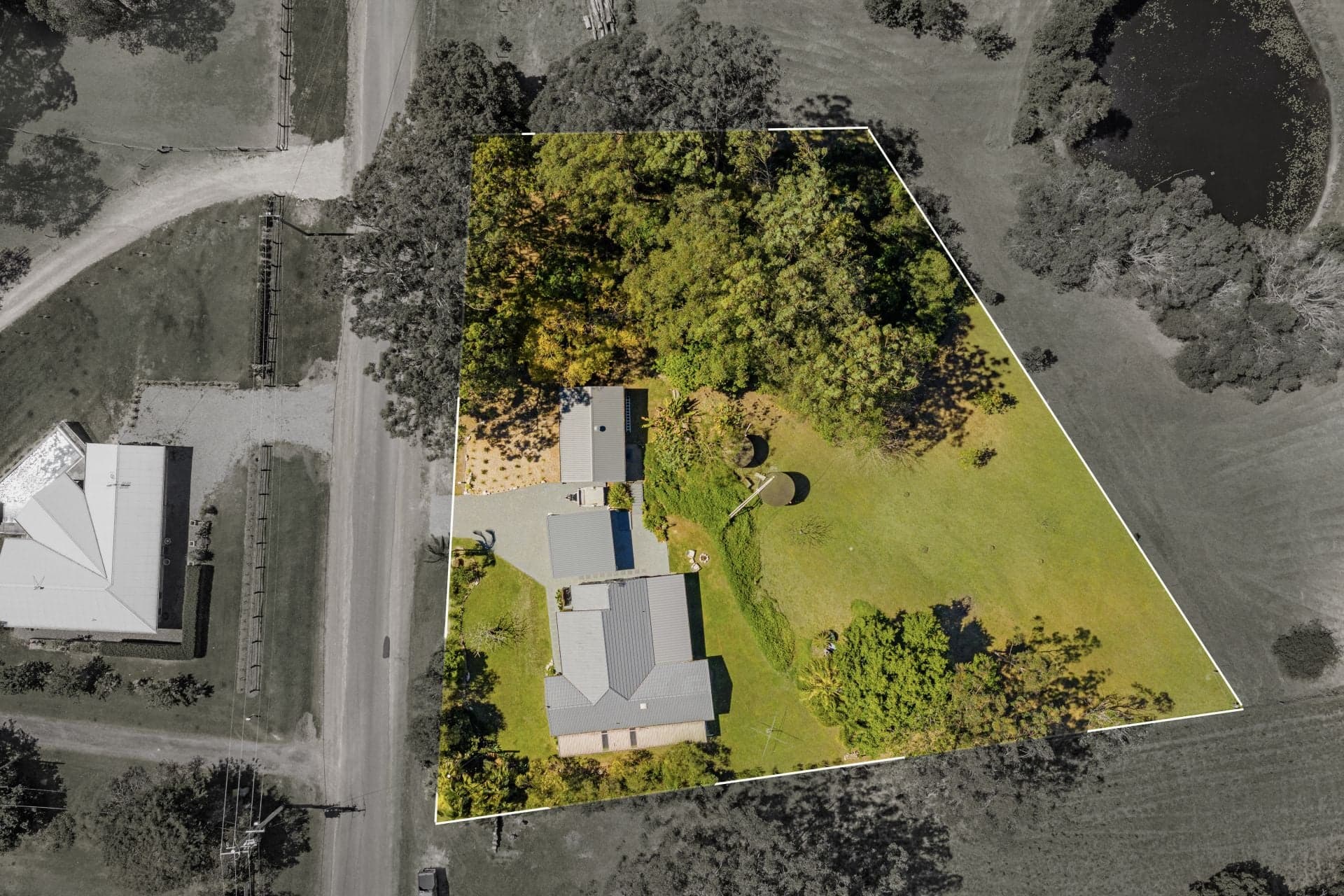 114 Old Veteran Road, Veteran - Image 1