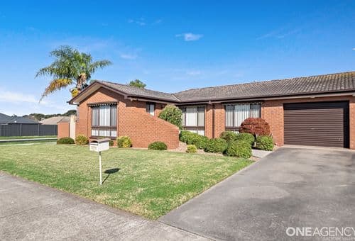 2/11 Loch Park Road, Traralgon, Traralgon - Image 1