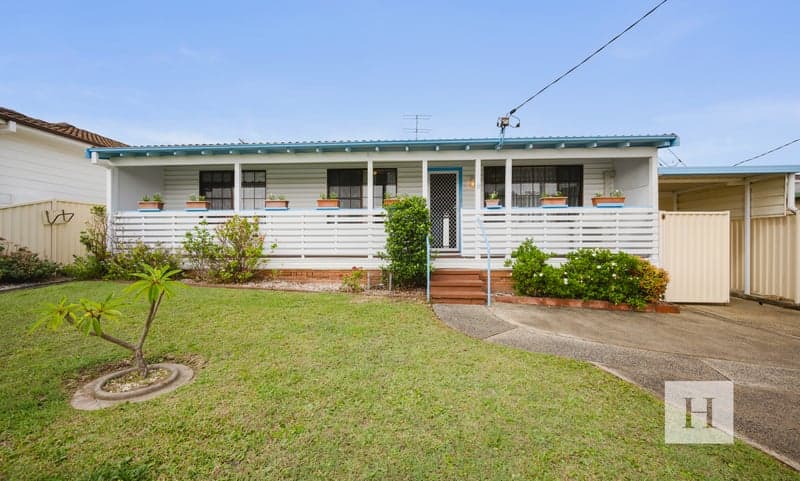 8 Astley Avenue, Gorokan, NSW 2263, Gorokan - Image 1