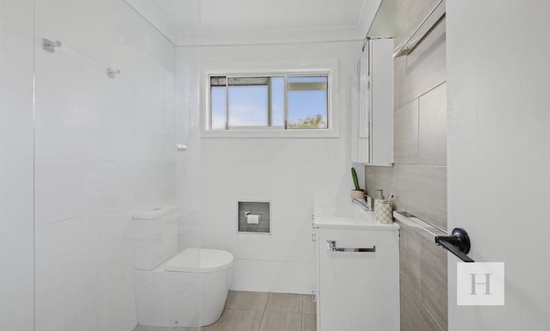 26 Warwick Avenue, Mannering Park, NSW 2259, Mannering Park - Thumbnail 7
