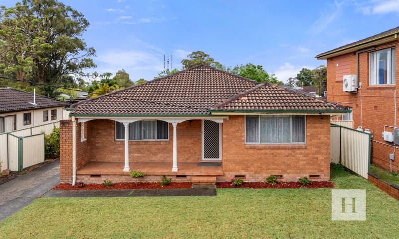 4 Avonlea Avenue, Gorokan, NSW 2263, Gorokan - Image 1